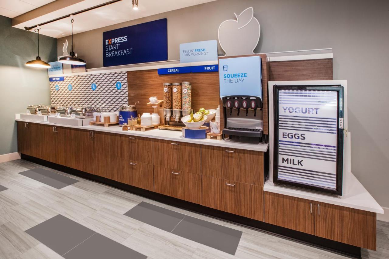Holiday Inn Express Washington Dc Downtown By Ihg Εξωτερικό φωτογραφία